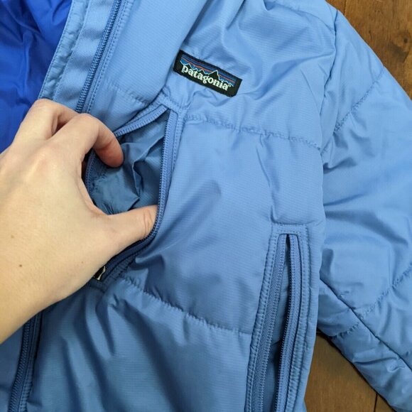 Patagonia women's purple vintage jacket in size XS - Picture 15 of 16